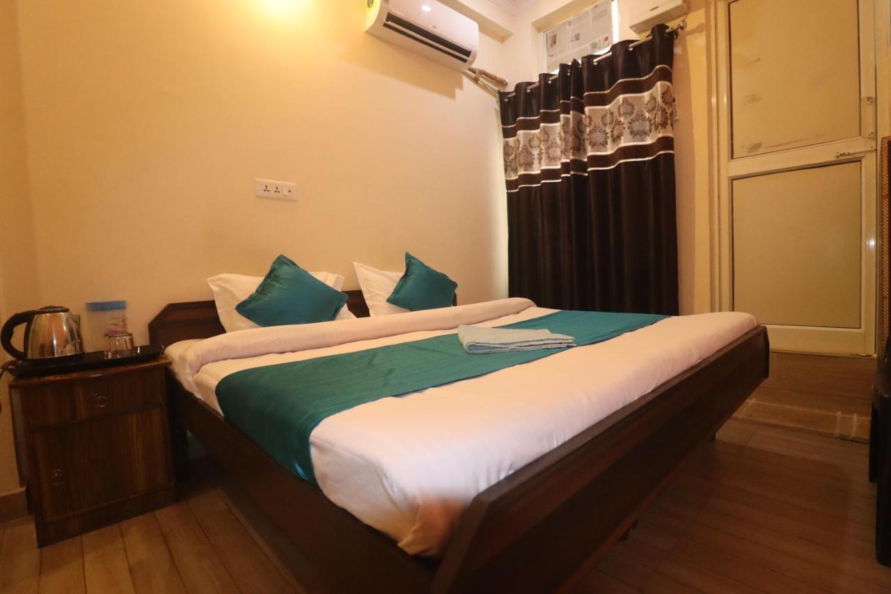 Triple One Hotel Tapovan Rishikesh,Near Laxman Jhula Eksteriør billede