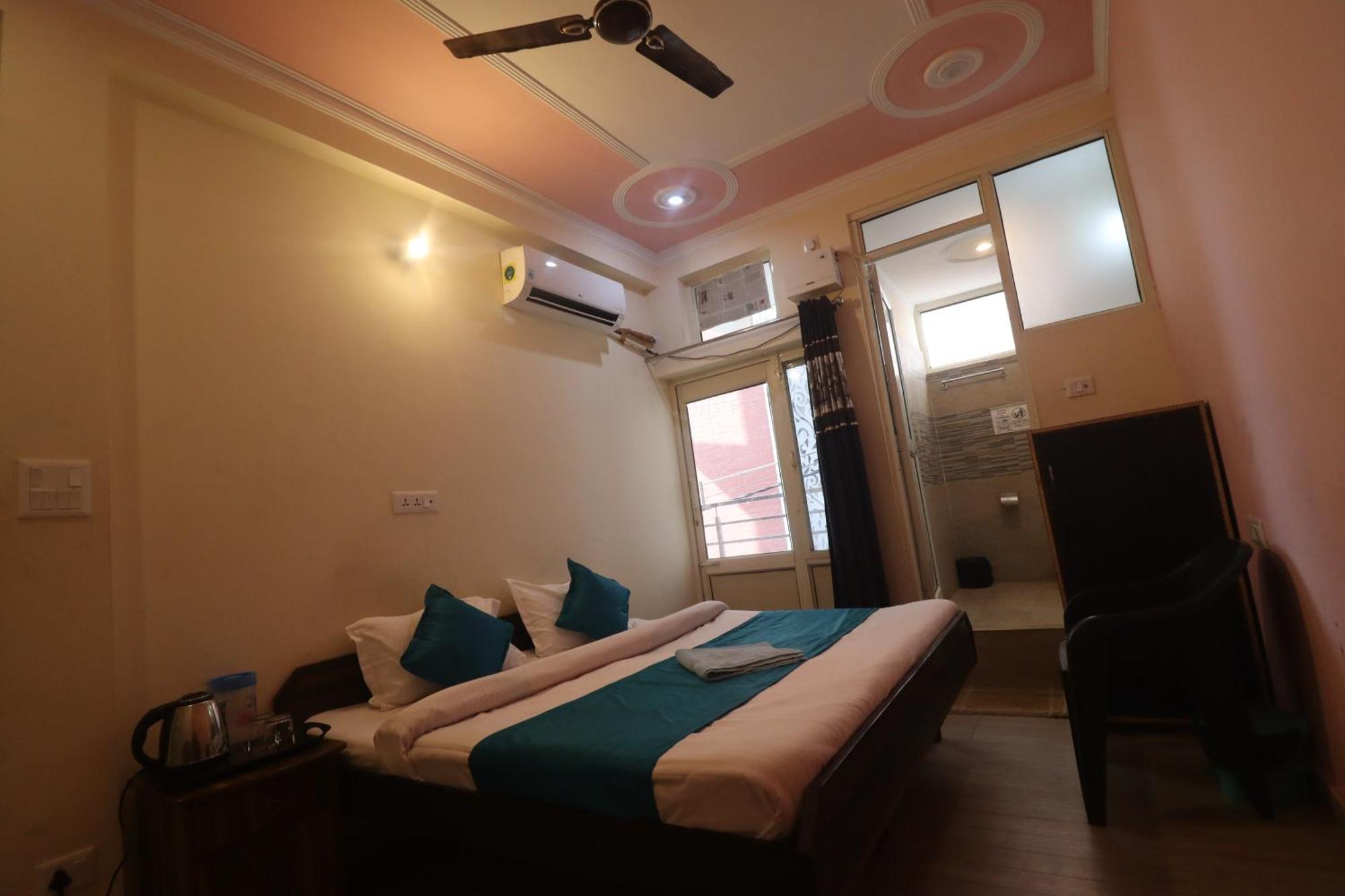 Triple One Hotel Tapovan Rishikesh,Near Laxman Jhula Eksteriør billede